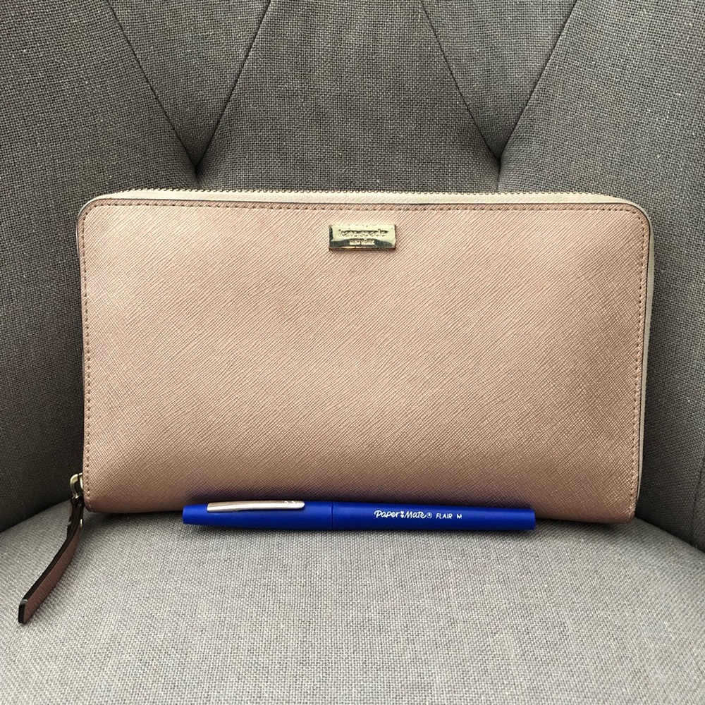 Kate Spade Rose Gold Wallet